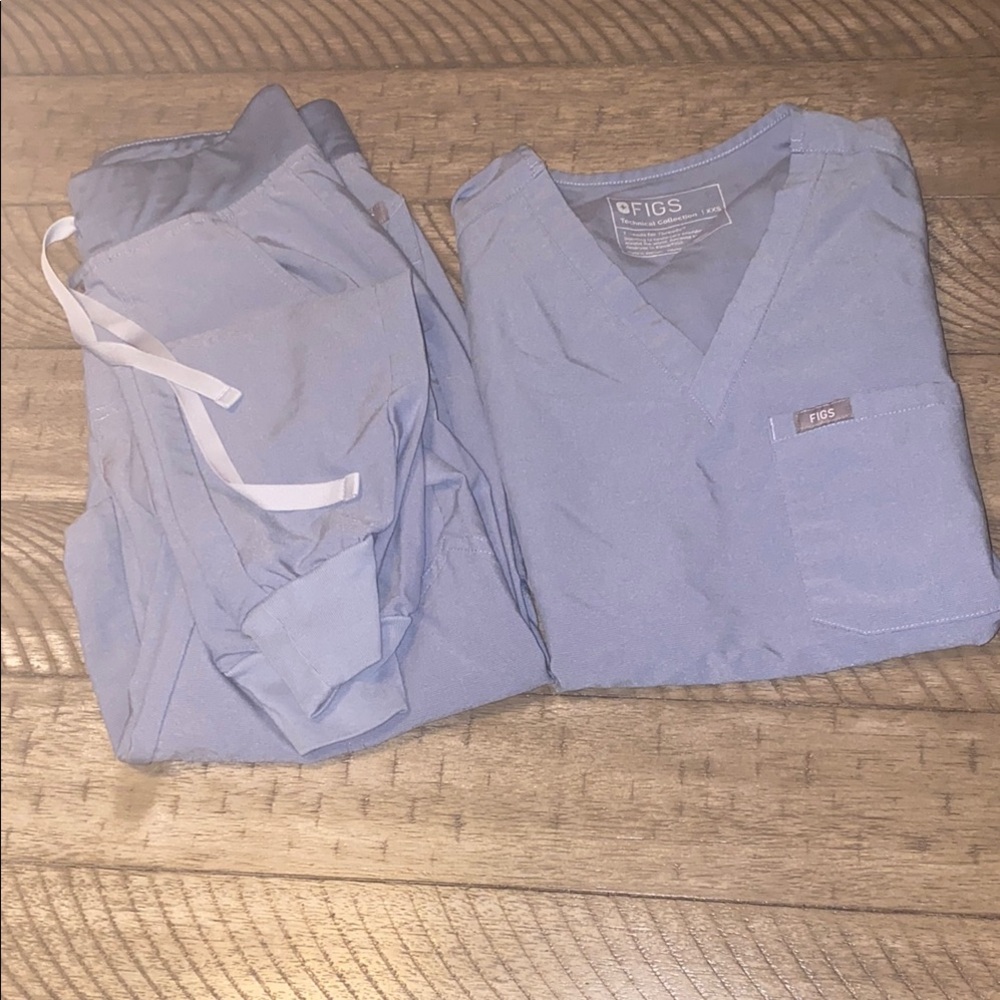 Figs Sky Blue Scrub Ensemble